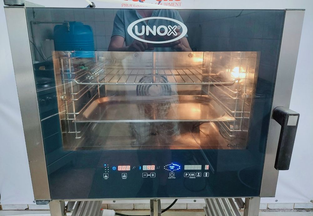 Пароконвектомат Унокс 304