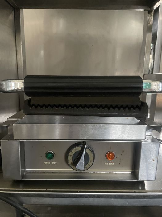 Tostadeira/Prensa profissional - Pouco utilizada