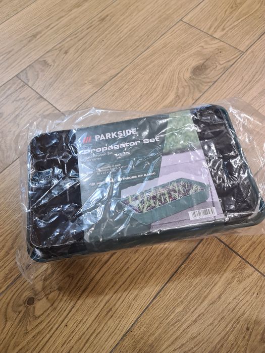 Propagator mini szklarnia rozsady Parkside 4 sztuki uprawa roślin