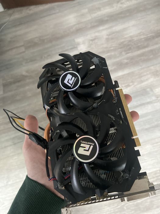 Karta graficzna RX 370 sprawna