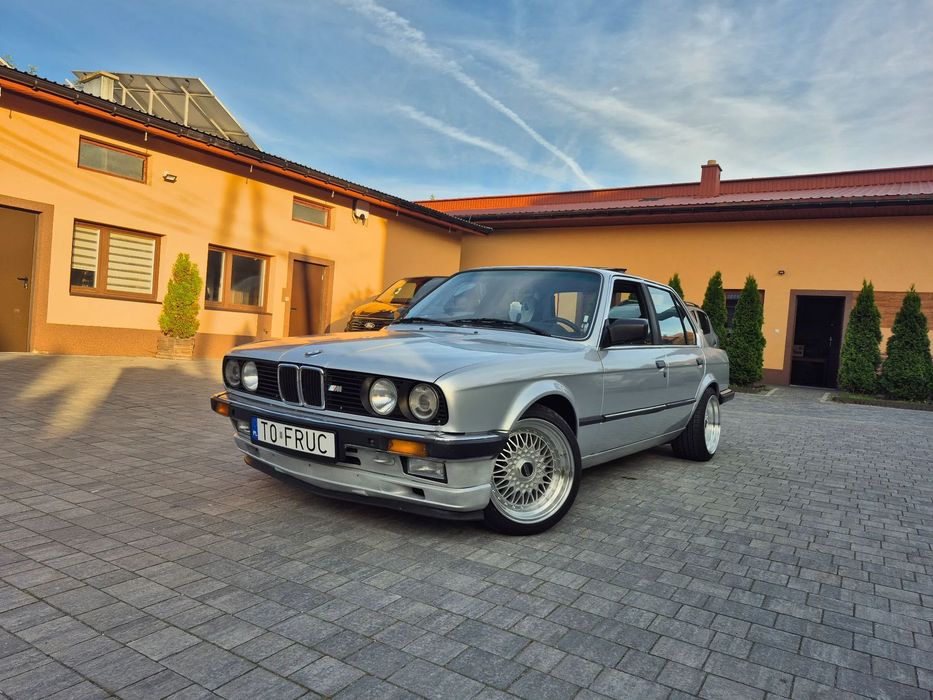 BMW Seria 3 BMW E30 318i Grecja