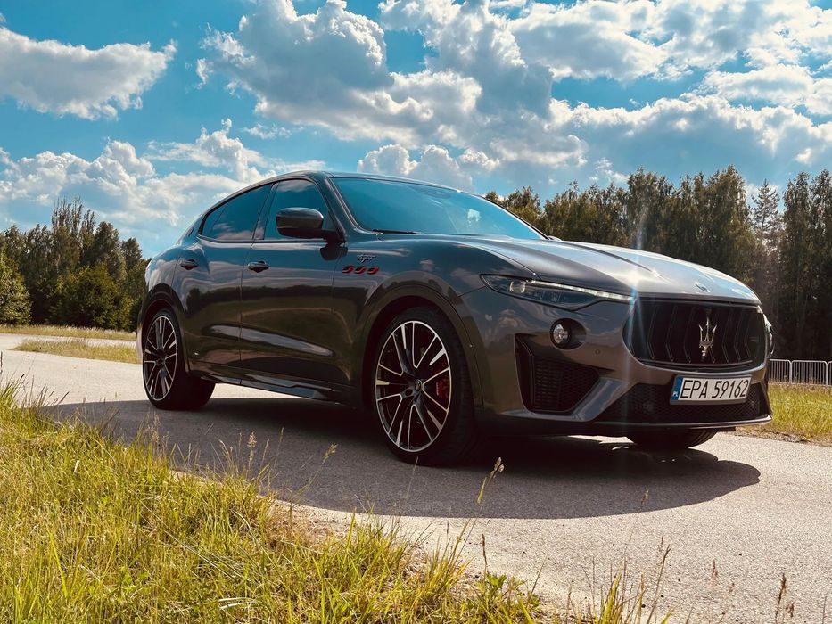 Maserati Levante Trofeo, Trofeo, Trofeo, 580 KM - stan salonowy