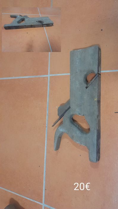 Plaina de carpinteiro antiga