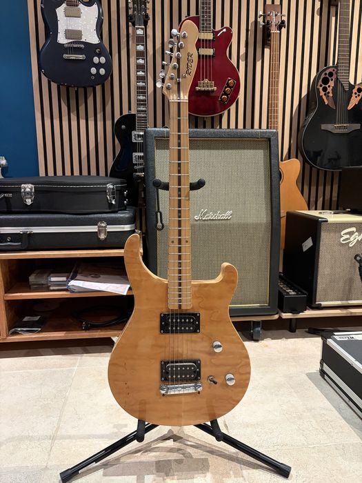 Guitarra Eletrica RIDER