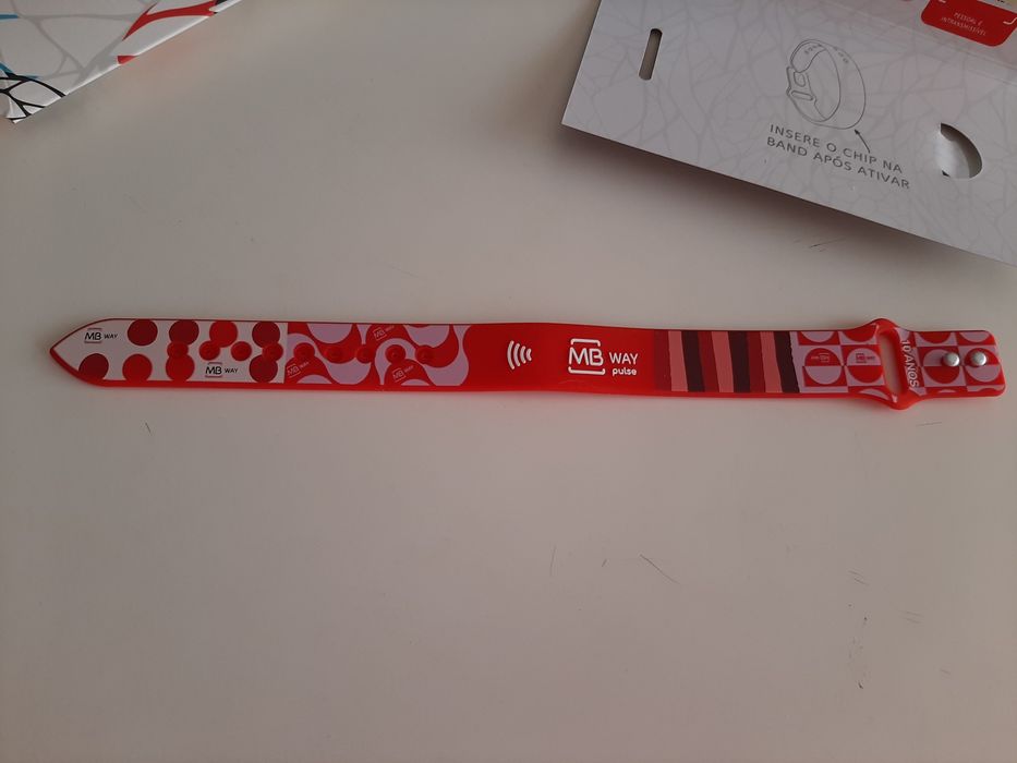 MBWAY Pulse Band Vermelho 10 anos
