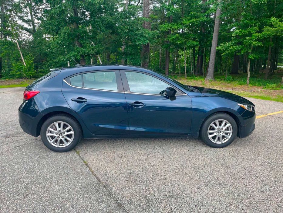 Mazda 3      2016