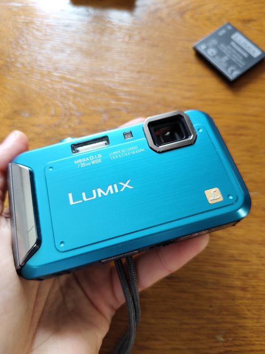 Камера Panasonic Lumix DMC-FT20