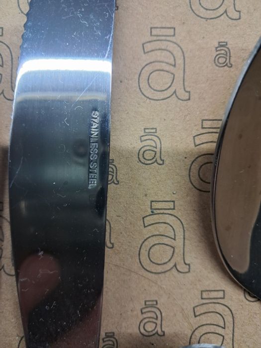 Класичний столовий набір