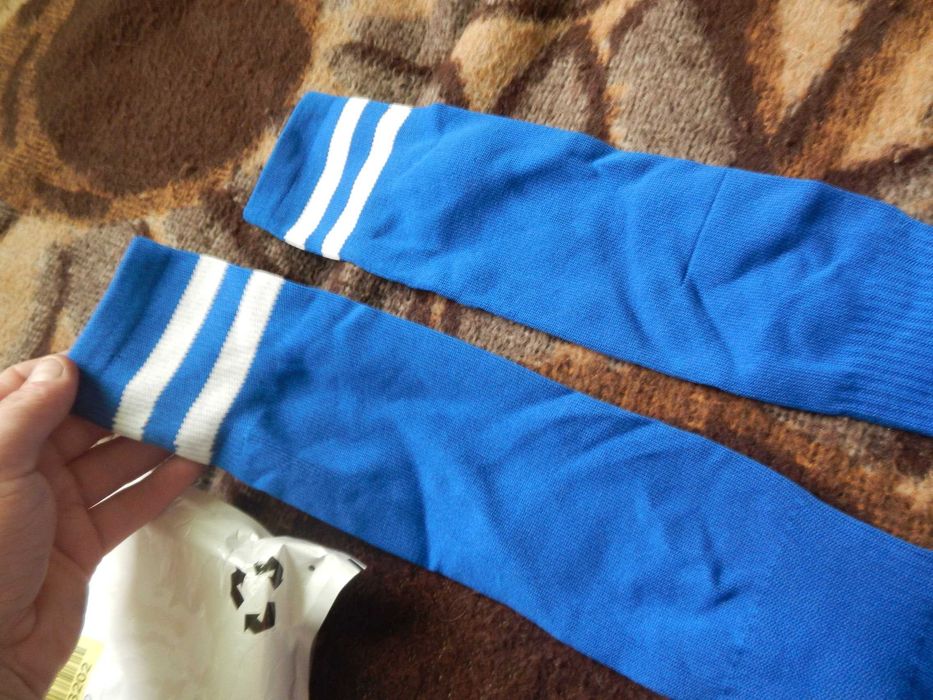 Wyprzedaż->Ochraniacze na piszczele piłki nożnej + getry WADA OPIS!