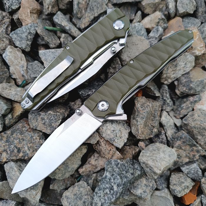 Складний ніж eafengrow ef913 на D2