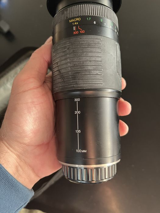 Vendo maquina minolta com 2 objetivas