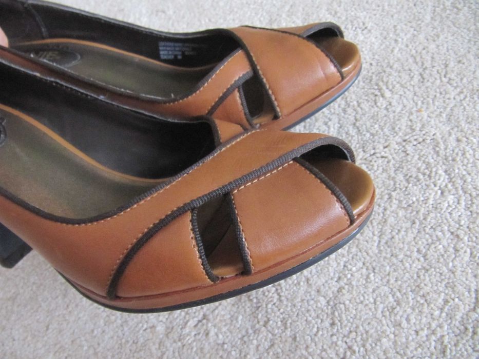 Sandały skórzane CONNIE rozm. 36