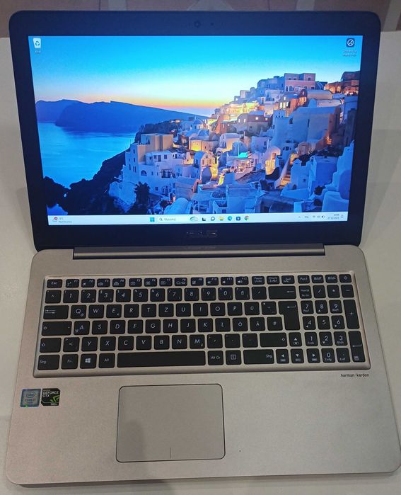 Asus ZenBook ux510u ssd NVidia i7