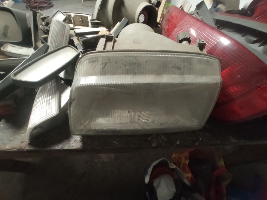 Lote de ópticas e lâmpadas antigas