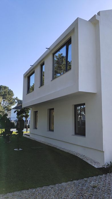 Supervisor de Construção Freelance – Gestão de Obras e Fiscalização / Freelance Construction Supervisor – Site Management & Quality Control