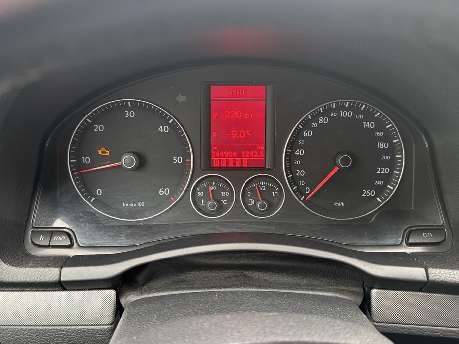 Фольксваген Гольф 1,9 TDI Автомат