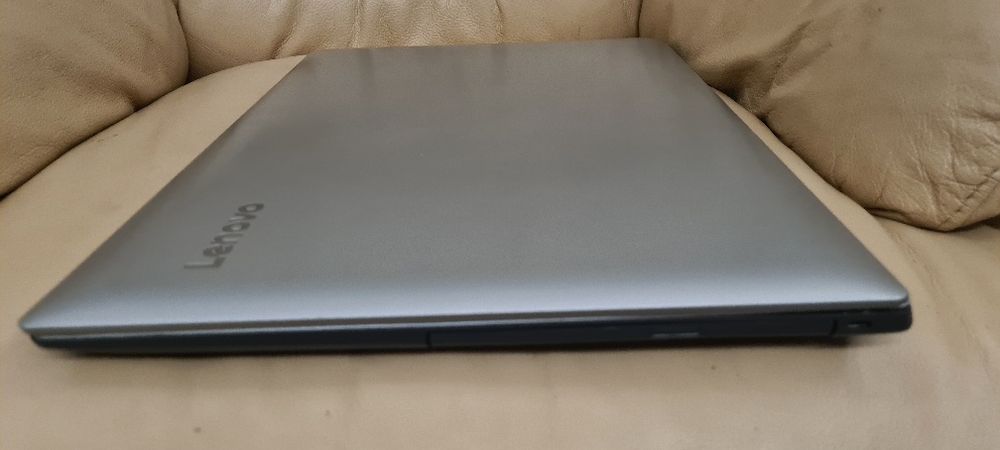 LENOVO ideapad 330-17 AMD A6-9225 RADEON R4 / RAM 8 Гб, HDD 1 Тб