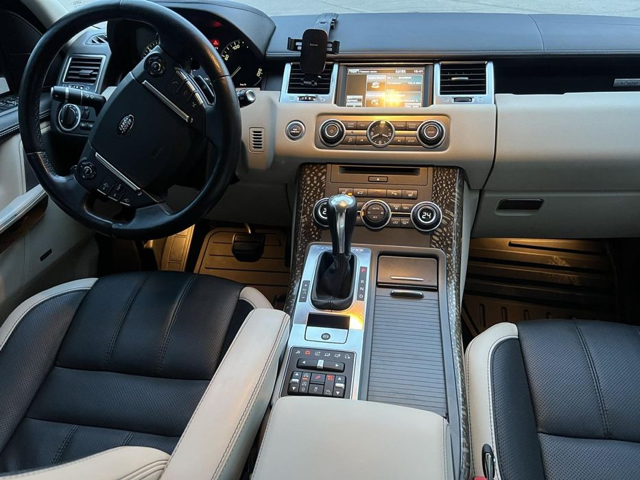 Land Rover Range Rover Sport 2013