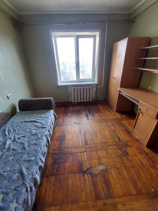 3-х комн квартира Днепровский район