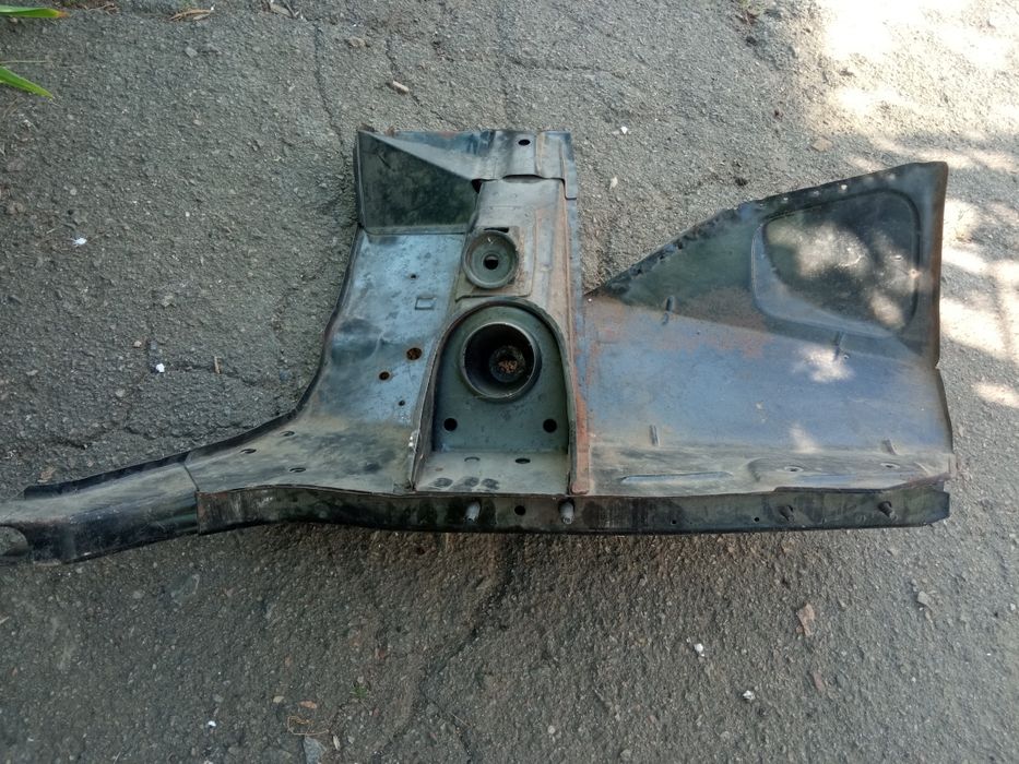 Лонжерон передний правый ВАЗ 2107