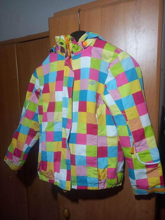 Kurtka 4F rozmiar 134