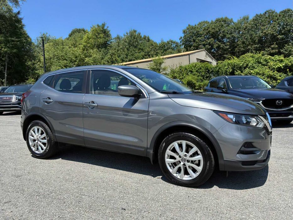 Nissan Rogue Sport SL      2022