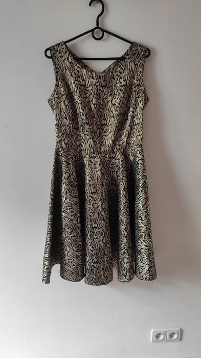 Sukienka bez rękawów M/L