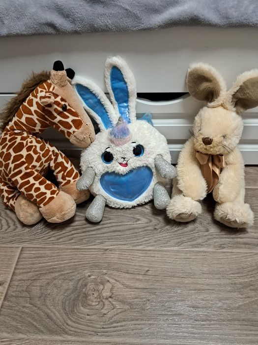 М'які веселі іграшки