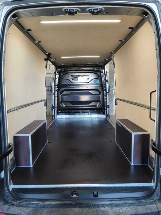 Renault Master L3H2 Zabezpieczenie przestrzeni ładunkowej auta