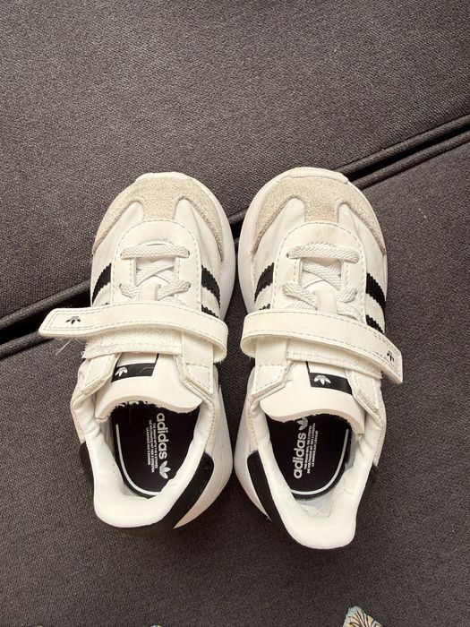 Sapatilhas adidas