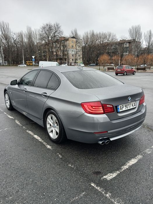 BMW F10  3.0 N52-надёжный, ухоженный и полностью обслуженый автомобил