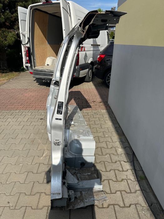ford connect  ćwiartka prawy tył