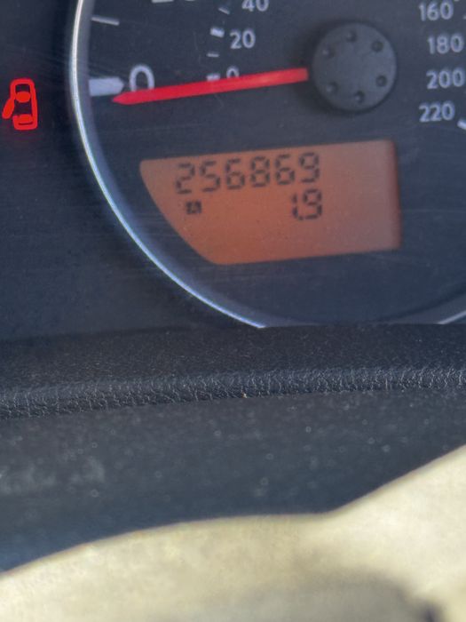 Nissan Pathfinder 2,5 td