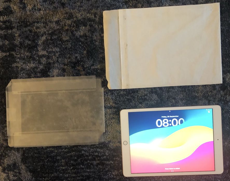 iPad 8ª Geração 32GB - Como Novo | Uso Mínimo | Excelente Estado