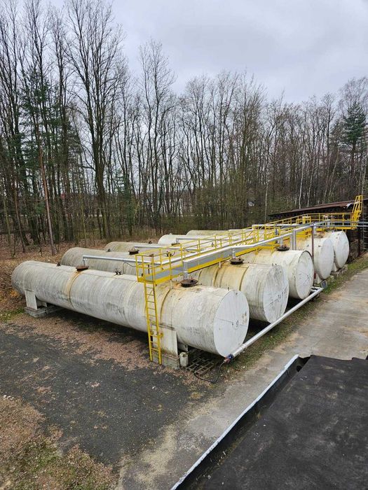Zbiorniki dwupłaszczowe 100 000 litrów na glicerynę, paliwo - z UDT