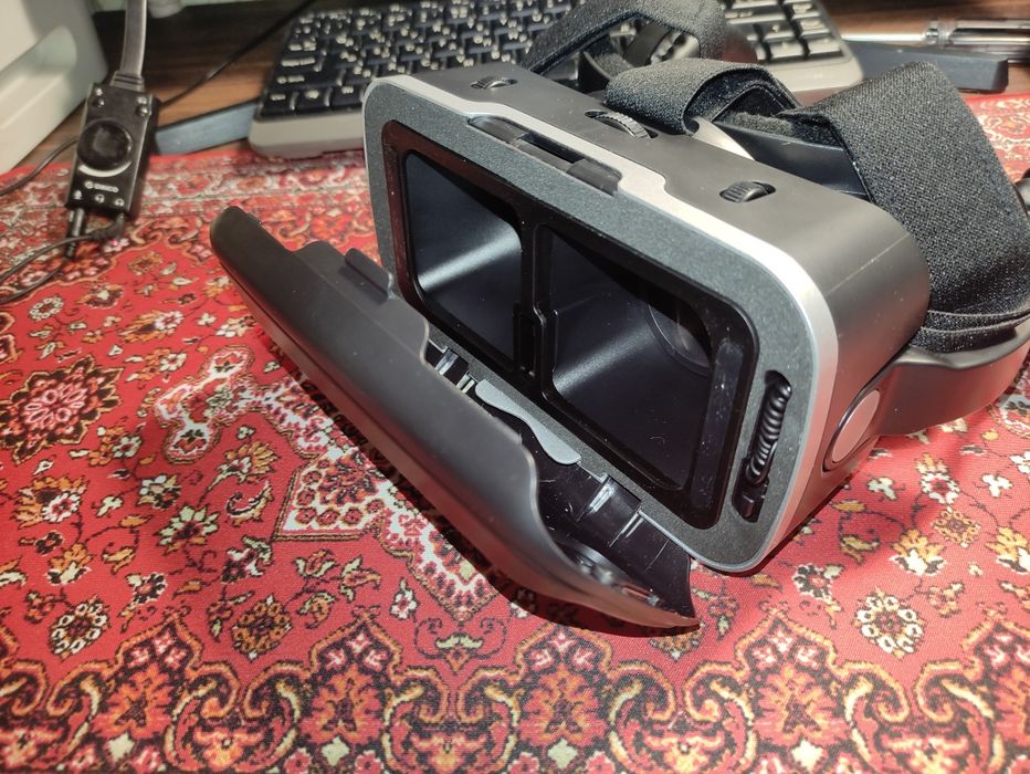 Шлем виртуальной реальности Shinecon VR SC-G04DEA для телефона
