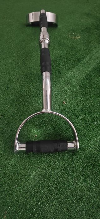 Barras ginásio remada e bíceps