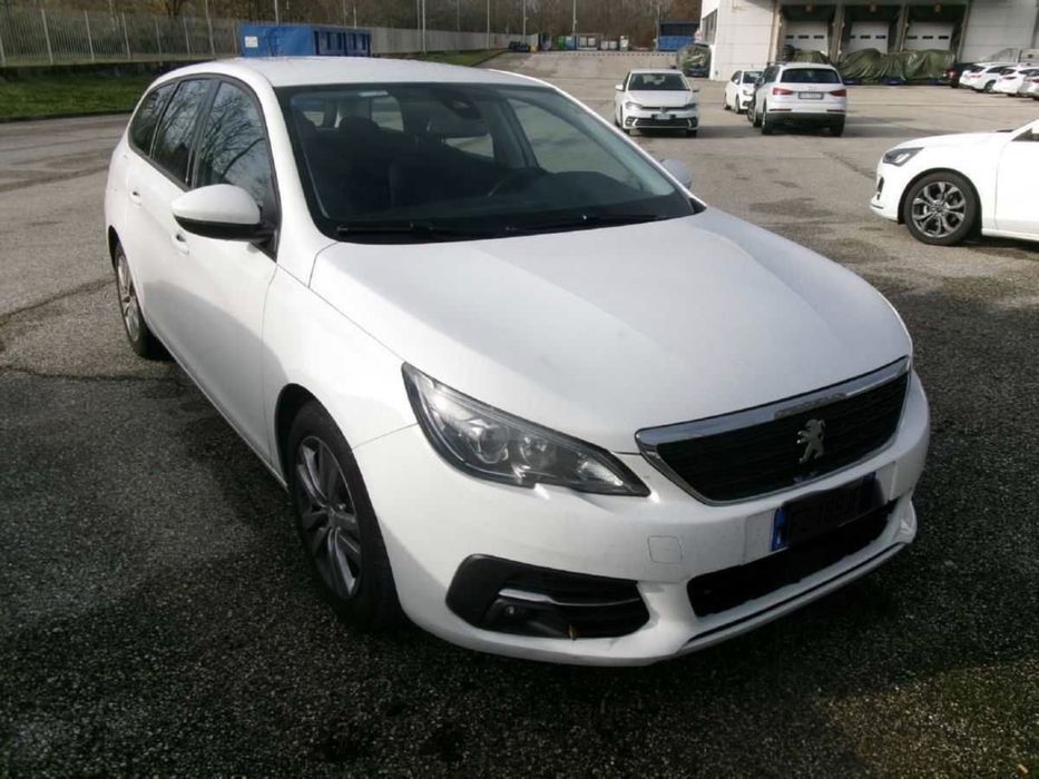 Vende se Peugeot 308