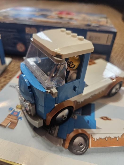 LEGO City 60452 Miasto 60452 Ciężarówka z pączkami