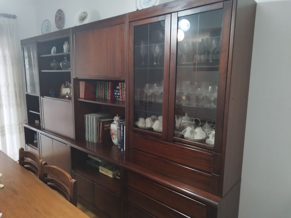 Vendo móvel de sala de jantar completo ou individual