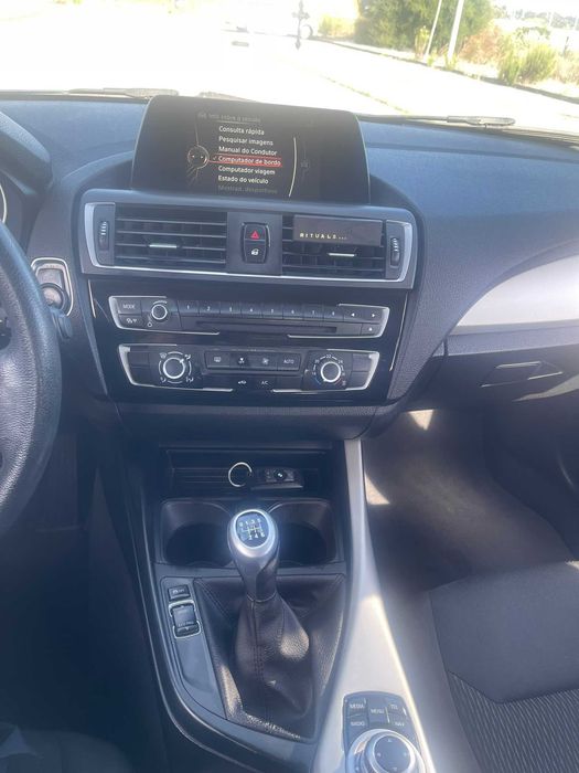 BMW Série 1 116i 1.5 TwinPower Turbo, gasolina