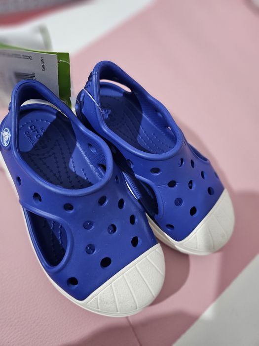 Buty crocs Eu 24-25 nowe sandaly