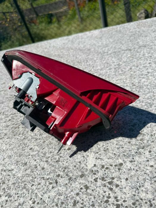 Farolim Esquerdo da Mala - AUDI A4 - 8K.594509.3K