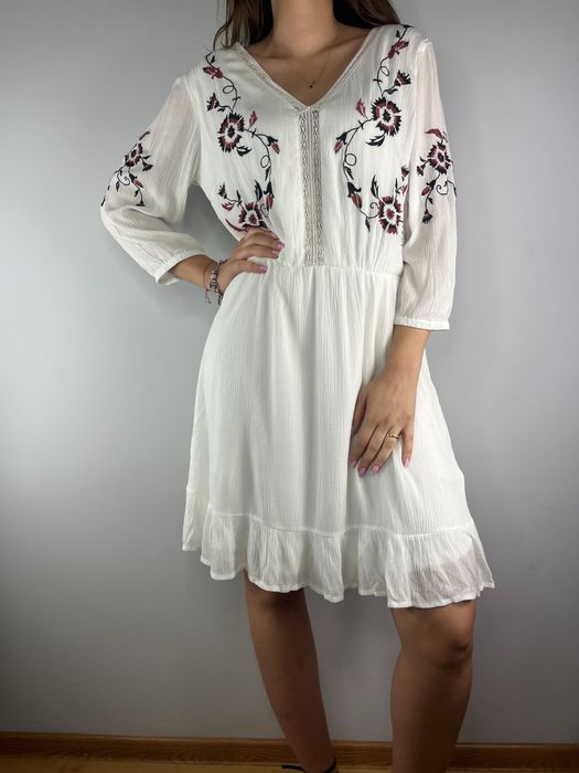Bonprix sukienka damska haftowana z haftem bawełniana boho biała rozmiar 42 XL