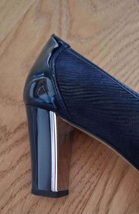 Buty na obcasie, granatowe, Lasocki, rozmiar 40