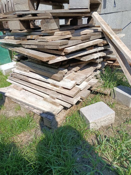 Sprzedam deski po budowie