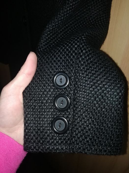 Продам пальто деми стильное