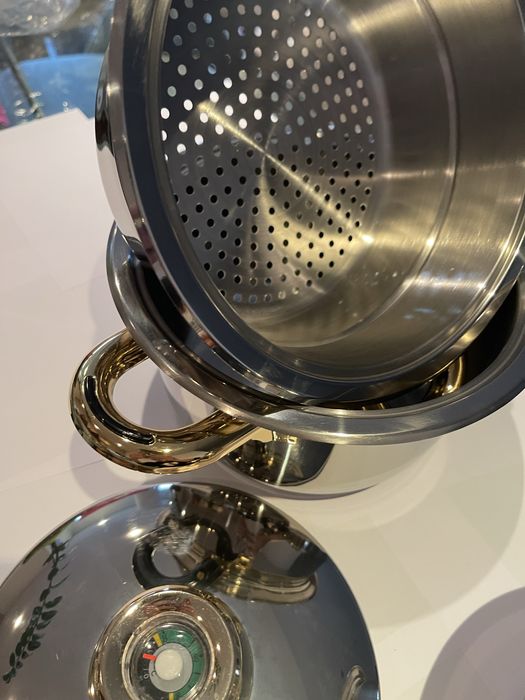 Trem de cozinha em inox 18/10 com controlo de temperatura. NOVO