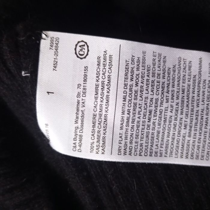 Светр  кашеміровий