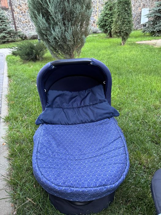 Коляска chicco best friend 2в1